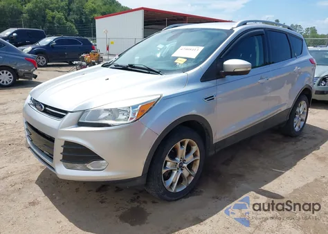 2014 Ford Escape Titanium z USA, uszkodzony, nr VIN 1FMCU9J90EUB13882